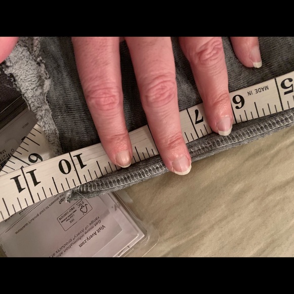 Wildfox Cropped Rose BBJ - Picture 9 of 9